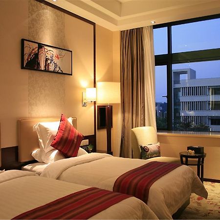 Southern Club Hotel Kanton Exterior foto